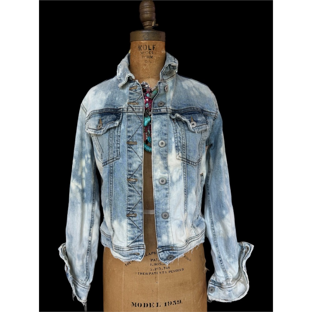 One of a Kind Bleached Distressed Denim Jacket Vintage Love Art Patch Small - Picture 5 of 13